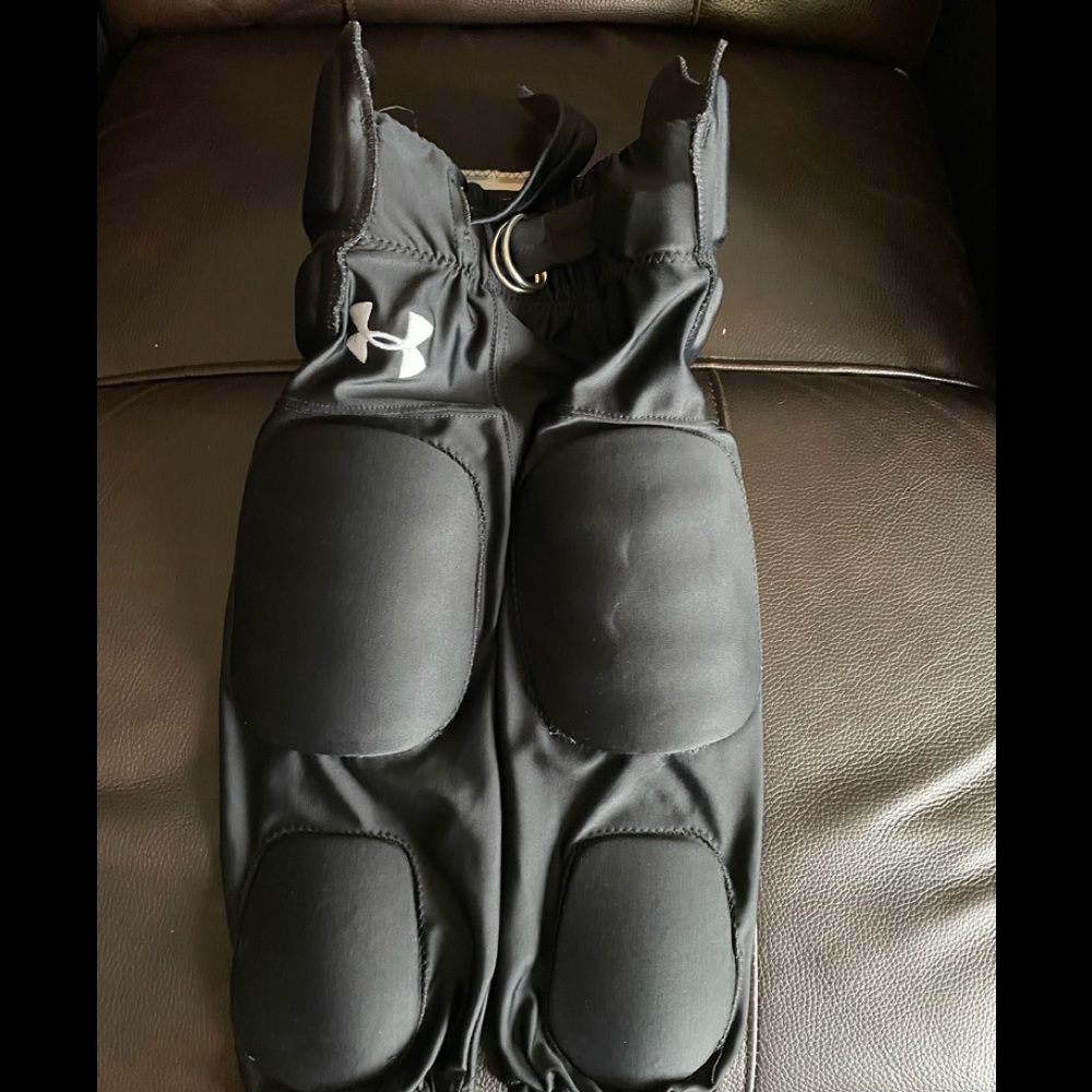 Under Armor Football Pants YM -black